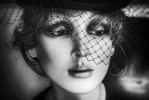 Was steh ich hier und warte?