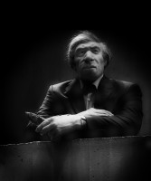 HM Homo neanderthalensis