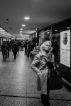 Ohne Maske zum Maskenball