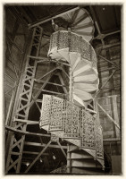 HOCH &Uuml;BER K&Ouml;LN