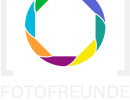 2024 11 v7w logo fotofreunde hell mit text unten