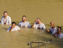 Wasser des Lebens (?) - Taufe im Jordan